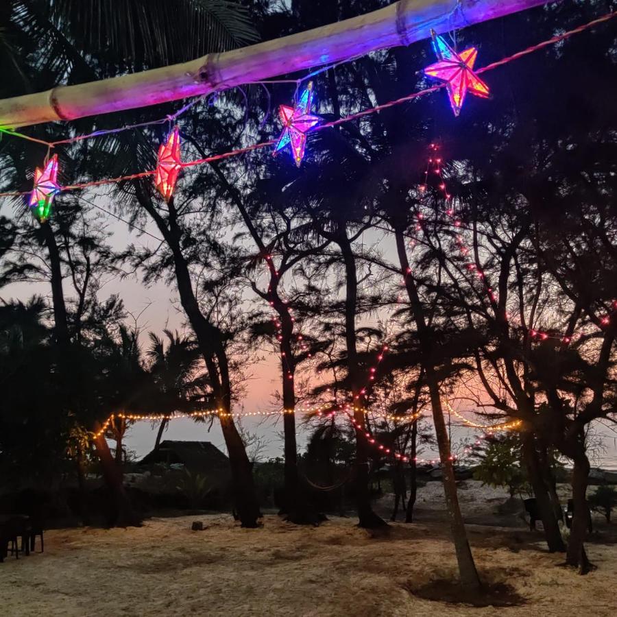 His Grace Sea View Cottages - Private Beach At Malpe อูดุปปี ภายนอก รูปภาพ