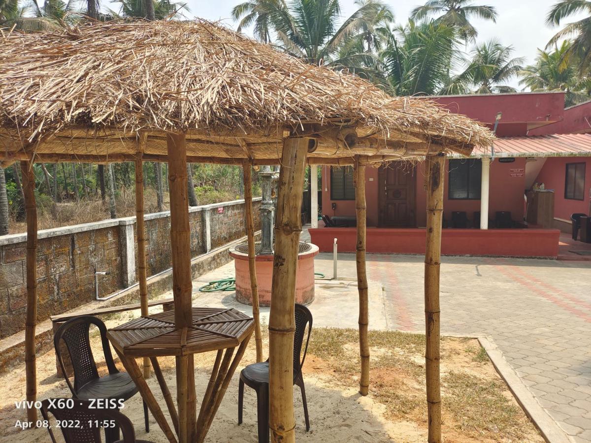His Grace Sea View Cottages - Private Beach At Malpe อูดุปปี ภายนอก รูปภาพ