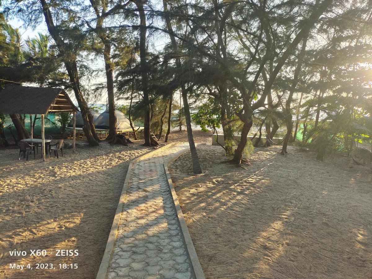 His Grace Sea View Cottages - Private Beach At Malpe อูดุปปี ภายนอก รูปภาพ
